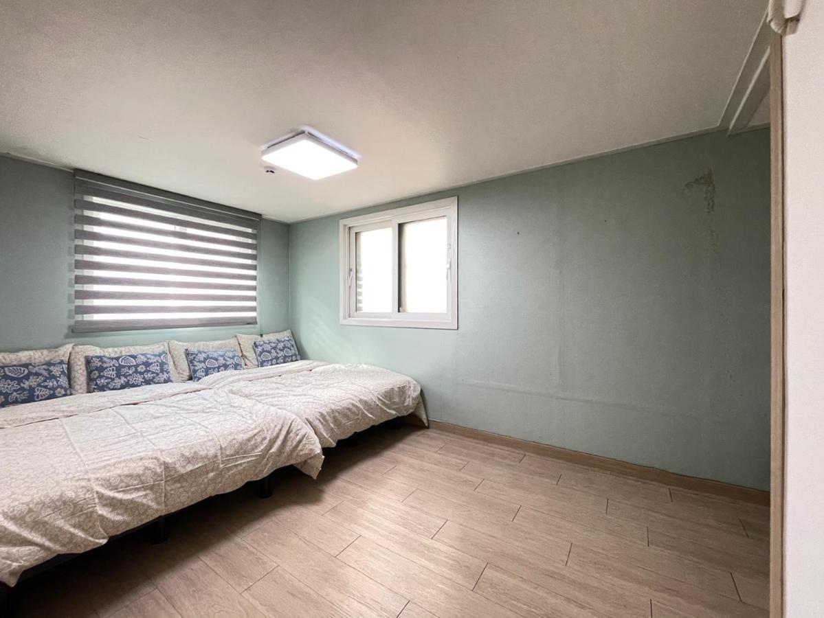 Twin Rabbit Albergue
